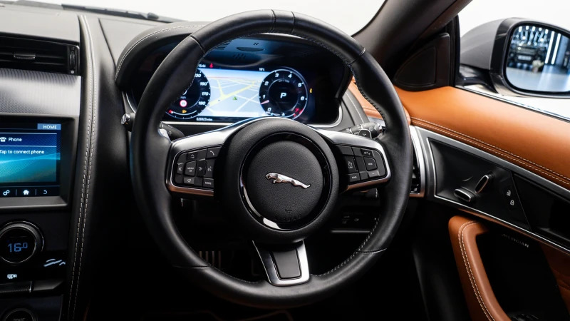 Jaguar F-Type P300 R-dynamic Grey #40