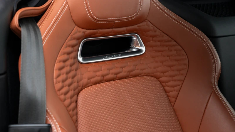 Jaguar F-Type P300 R-dynamic Grey #18