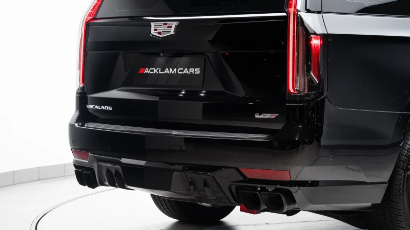 Cadillac Escalade Sport Platinum Black #20