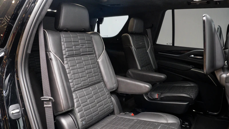 Cadillac Escalade Sport Platinum Black #22