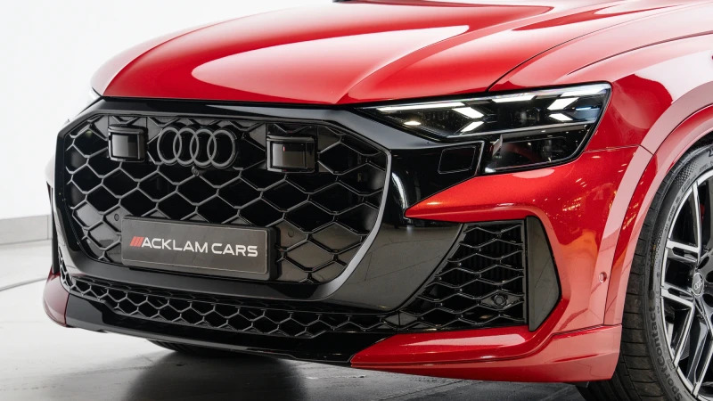 Audi RSQ8 Performance Carbon Black 640 Ps Tiptronic Red #8