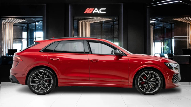 Audi RSQ8 Performance Carbon Black 640 Ps Tiptronic Red #3