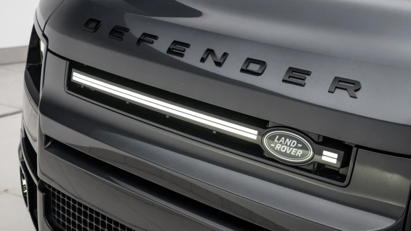 Land Rover Defender 110 2.0 D240 First Edition 110 Green #10