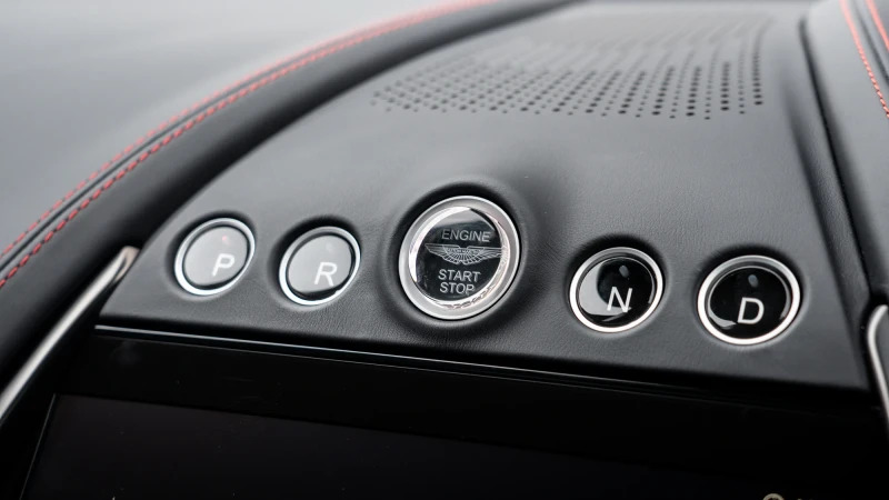 Aston Martin DBX V8 550 Touchtronic 2024 Grey #48
