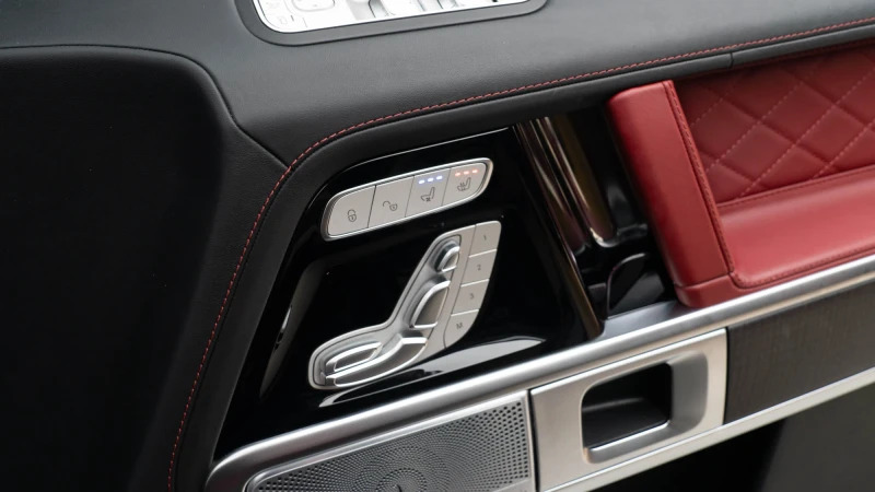 Mercedes-Benz G Class Petrol Silver #27