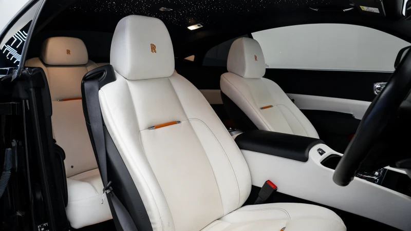 Rolls-Royce Wraith Silver #6