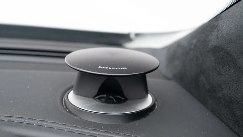 Aston Martin Vanquish V12 568 22 Touchtronic Silver #17