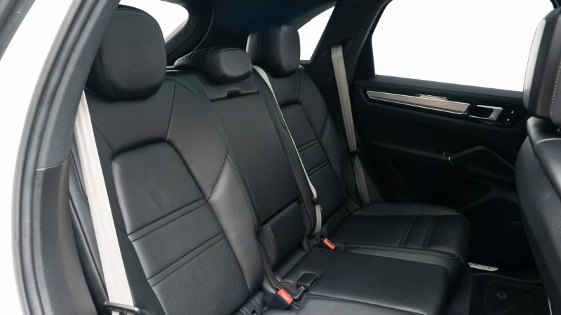 Porsche Cayenne 3.0 V6 E-hybrid 17.9Kwh Platinum Edition Coupe Blue #15