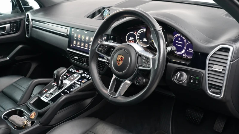 Porsche Cayenne 3.0 V6 E-hybrid 17.9Kwh Platinum Edition Coupe Blue #17