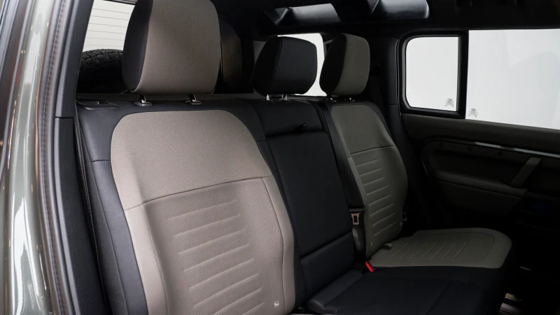 Land Rover Defender Sri Vx-line Red Blue #8