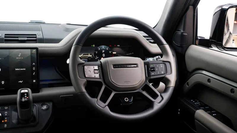 Land Rover Defender Sri Vx-line Red Blue #11