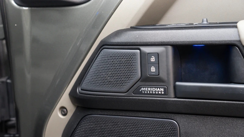 Land Rover Defender Sri Vx-line Red Blue #34