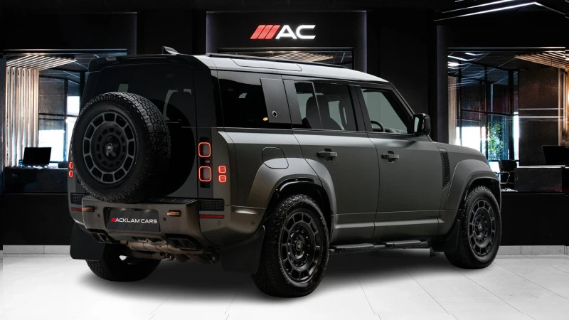 Land Rover Defender Sri Vx-line Red Blue #4