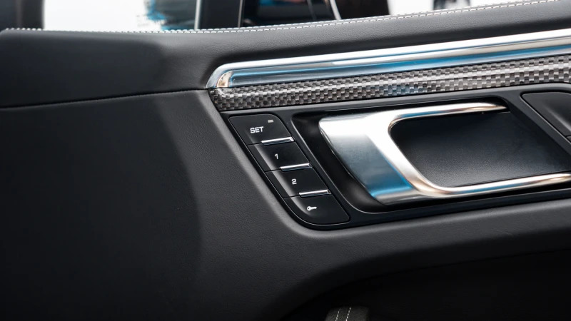 Porsche Macan 265Kw 100Kwh White #25