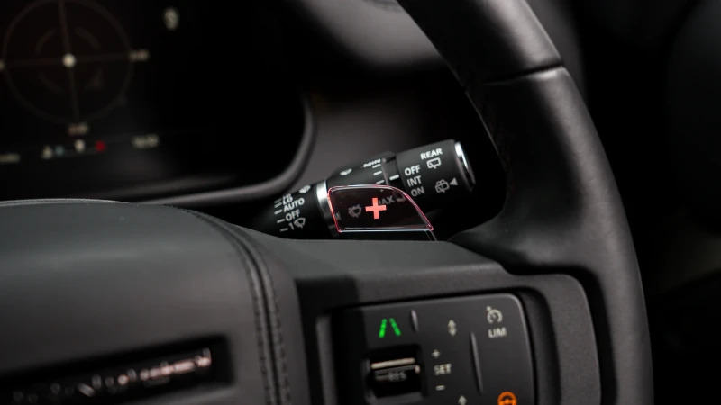 Land Rover Defender 110 D250 X-dynamic Hse Black #30
