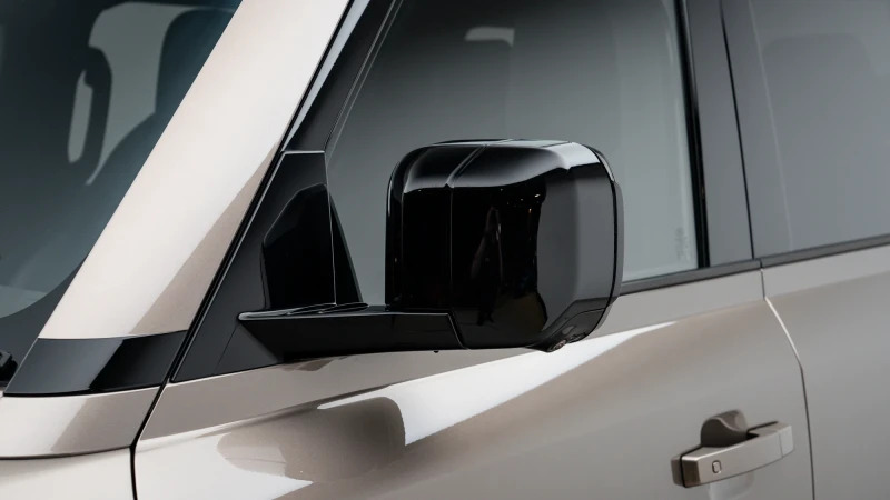Land Rover Defender 110 D250 X-dynamic Hse Black #13