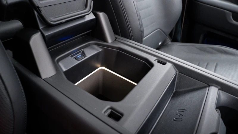 Land Rover Defender 110 D250 X-dynamic Hse Black #59