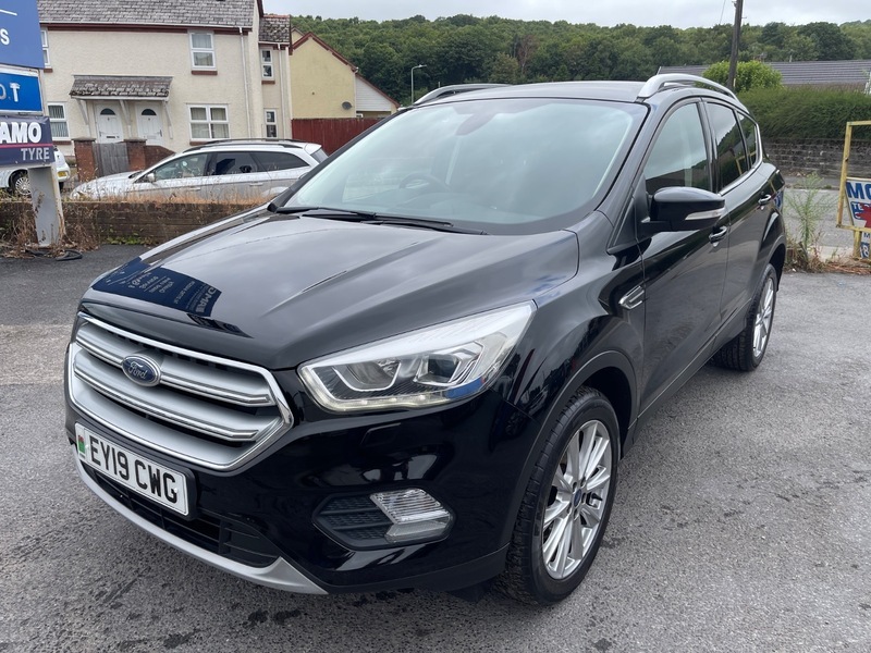 Ford Kuga Titanium Edition Black #3