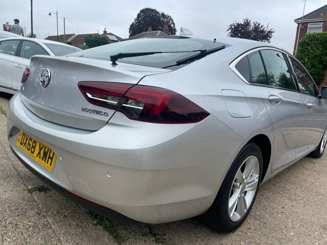 Vauxhall Insignia 1.6 Turbo D Ecotec Tech Line Nav Grand Sport D DX68XWH Silver #5
