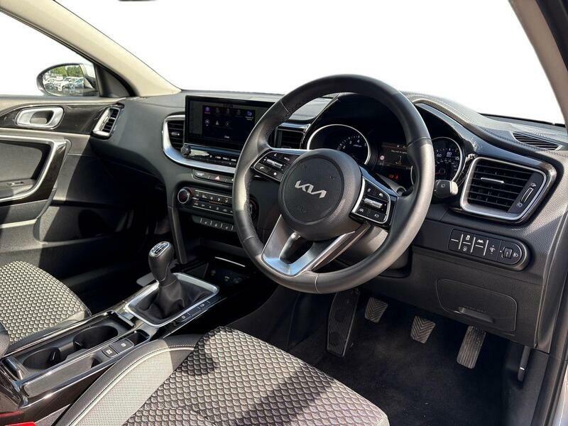 Kia Ceed 1.5 T-gdi 3 Sportswagon Euro 6 Ss LA25EDU Silver #3