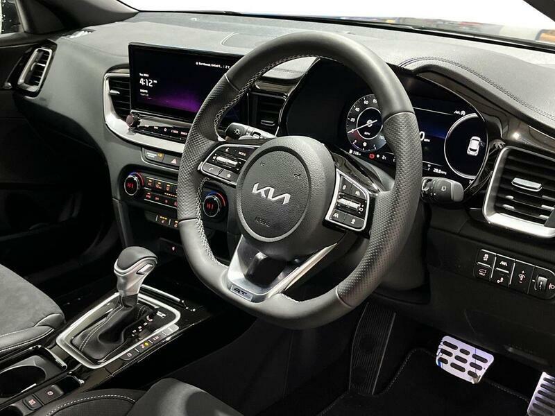 Kia Xceed 1.5 T-gdi Gt-line S Dct Euro 6 Ss MA75KGJ Black #3