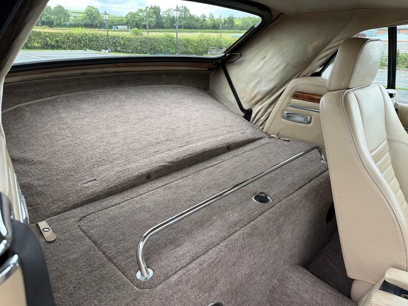 Jaguar XJS Silver #13