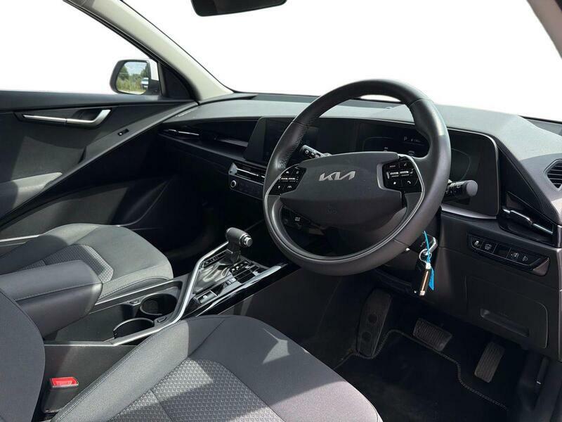 Kia Niro 1.6H Gdi 2 Dct Euro 6 Ss PN72TFK White #3