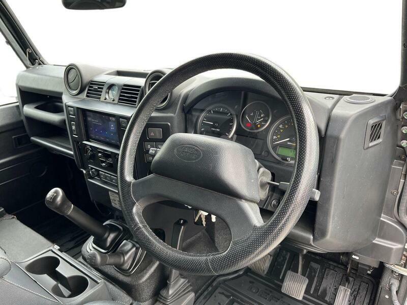 Land Rover Defender 110 2.2 Tdci Xs Station Wagon 4Wd Mwb Euro 5 Grey #2