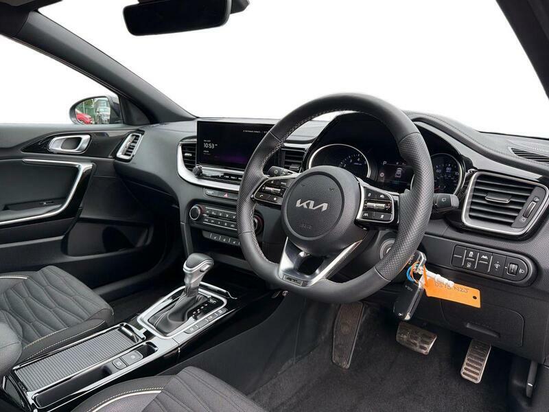 Kia Xceed 1.0 T-gdi Mhev Gt-line Dct Euro 6 Ss Black #3