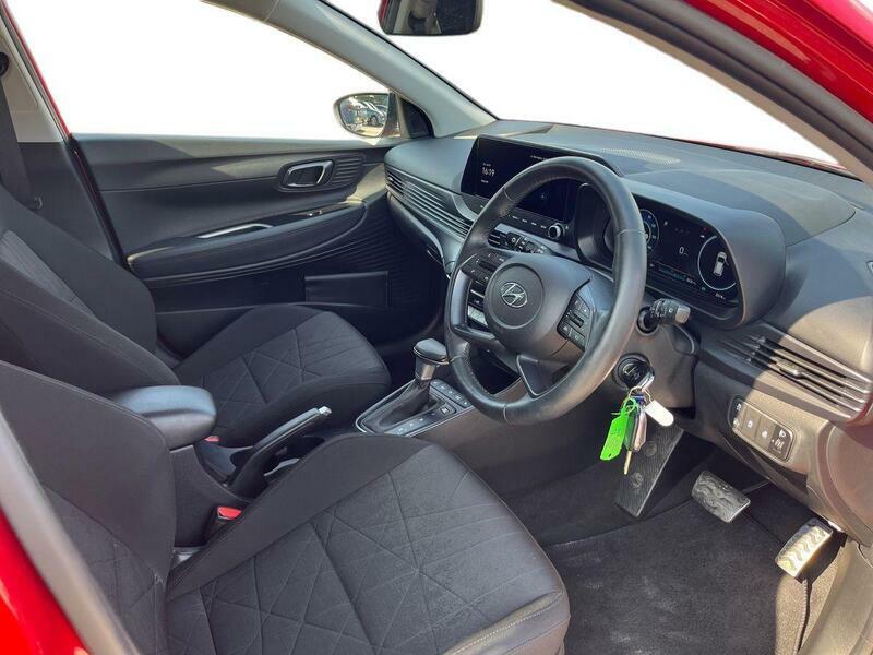 Hyundai Bayon 1.0 T-gdi Mhev Premium Dct Euro 6 Ss Red #3