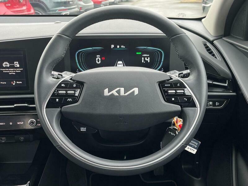 Kia Niro 3 Hev S-a White #14