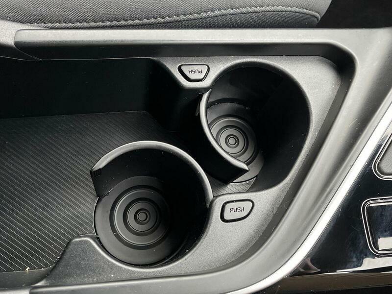 Kia Niro 3 Hev S-a White #26