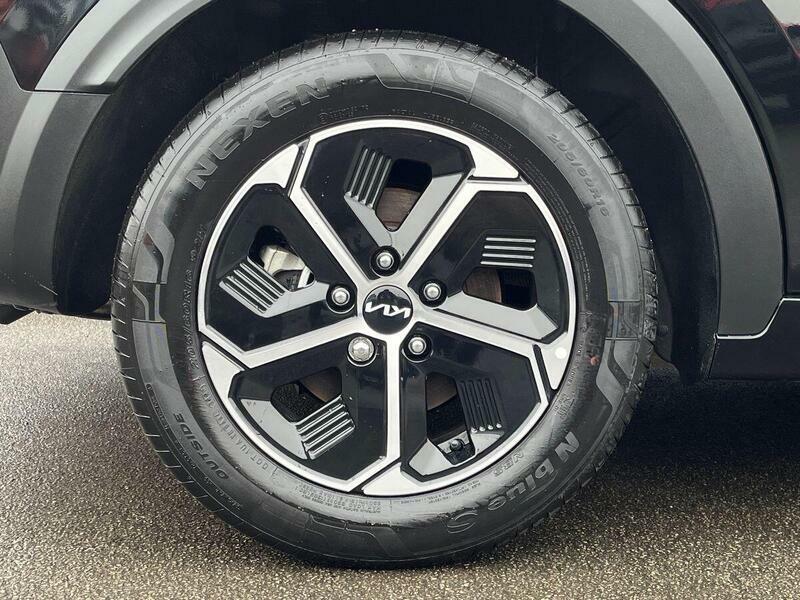 Kia Niro 3 Hev S-a White #8