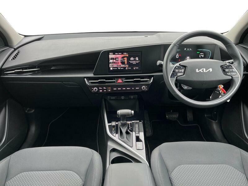 Kia Niro 3 Hev S-a White #13