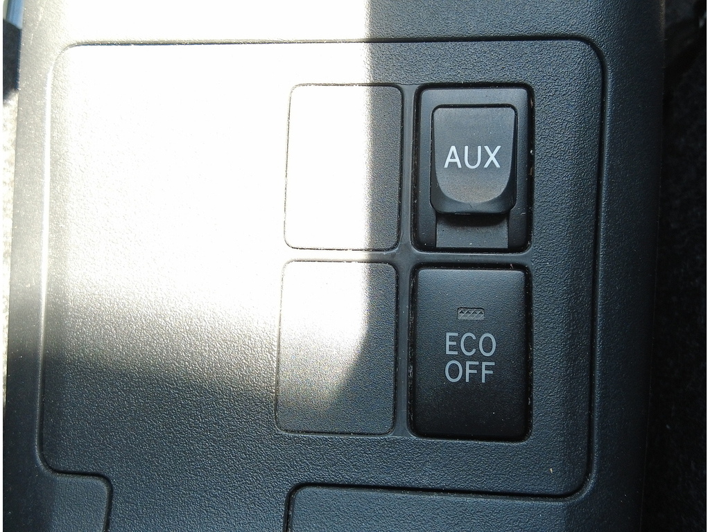 Toyota Yaris 1.0 Vvt-i T2 Euro 4 Silver #28