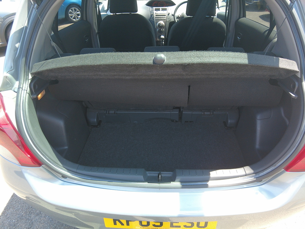 Toyota Yaris 1.0 Vvt-i T2 Euro 4 Silver #15