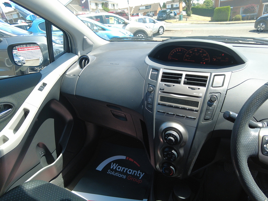 Toyota Yaris 1.0 Vvt-i T2 Euro 4 Silver #21