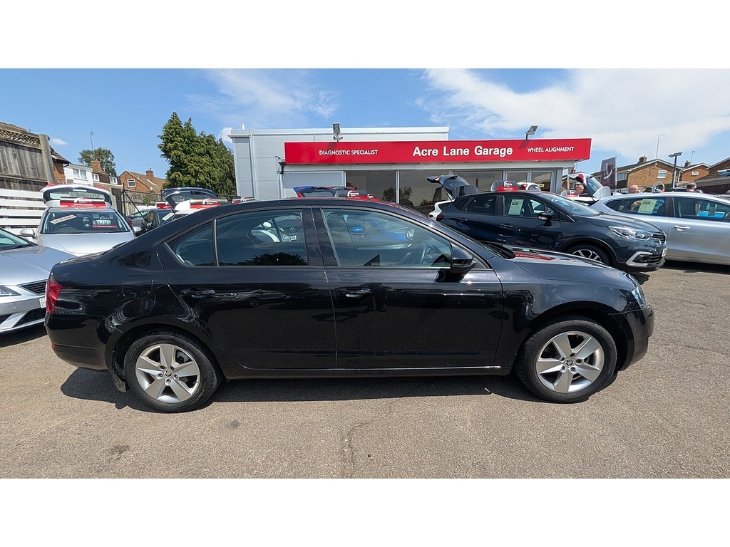 Skoda Octavia Tsi Se Black #2