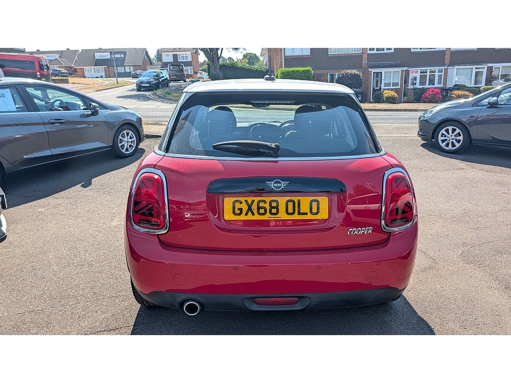 Mini Hatch Cooper Classic GX68OLO Red #4