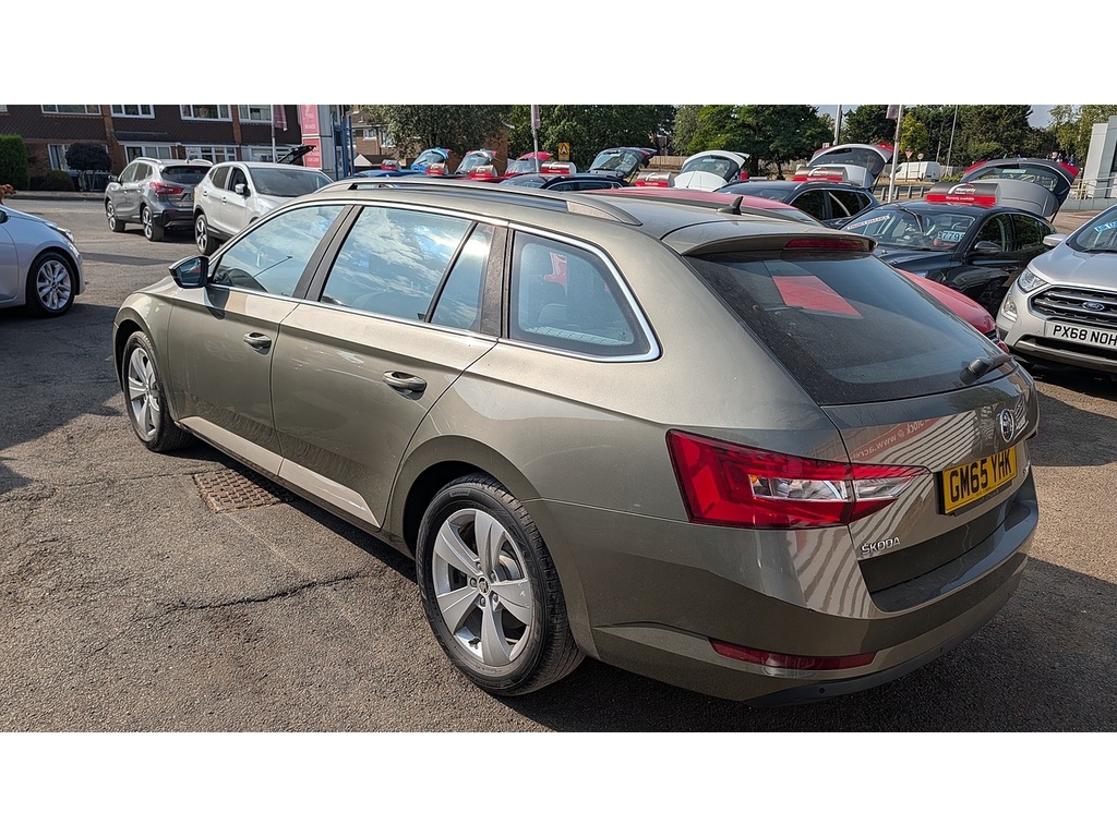 Skoda Superb Tsi Act Se Green #5
