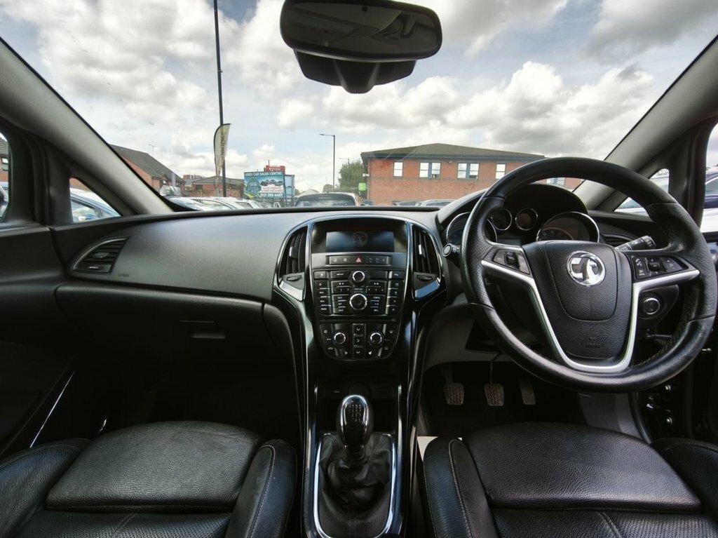 Vauxhall Astra GTC 1.4L Limited Edition Black #6