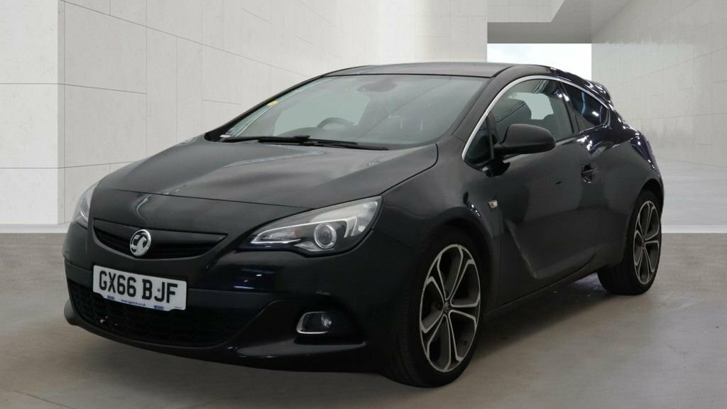 Vauxhall Astra GTC 1.4L Limited Edition Black #2