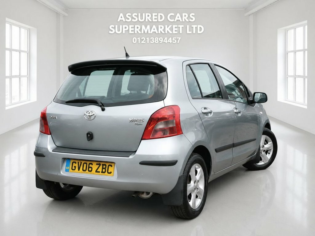 Toyota Yaris 1.3 Vvt-i T3 Silver #10