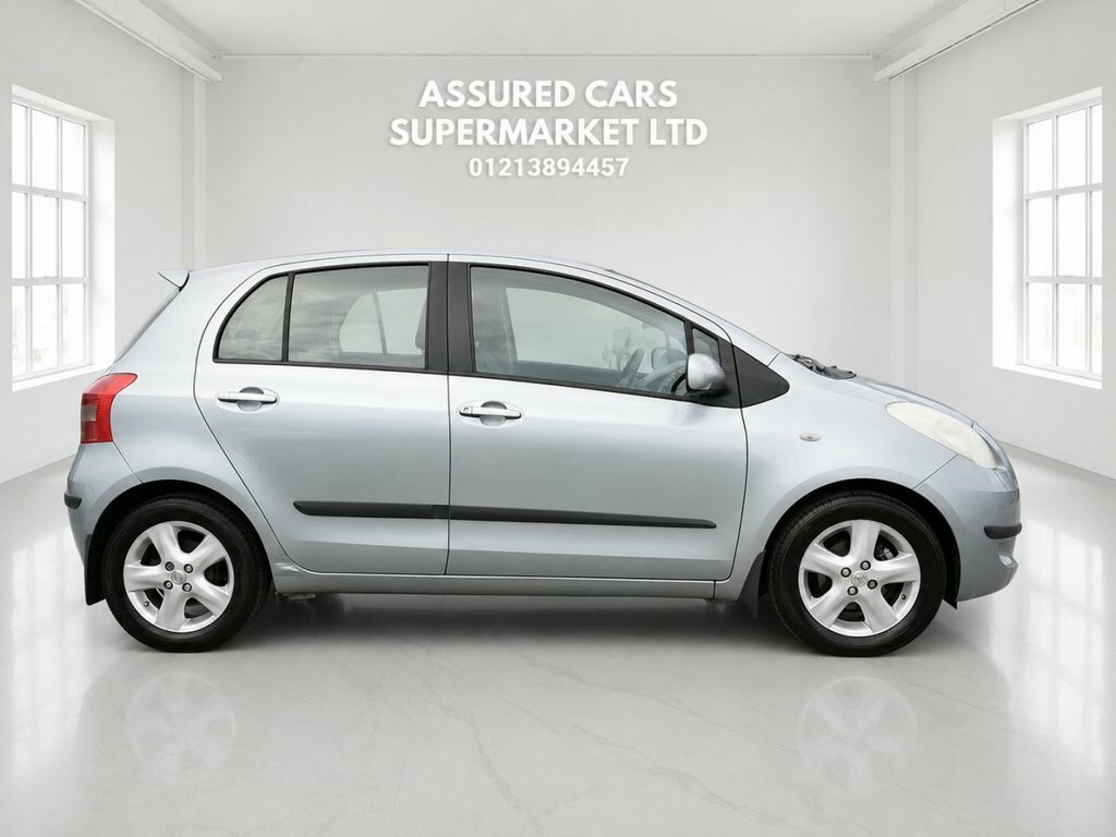 Toyota Yaris 1.3 Vvt-i T3 Silver #7