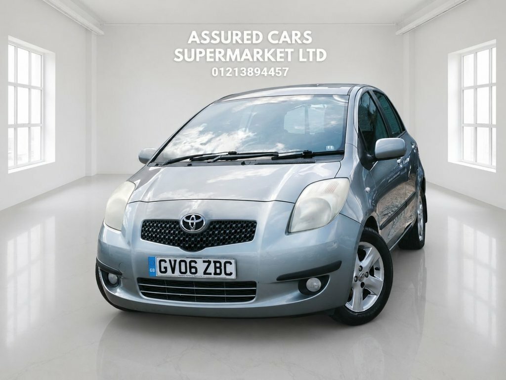 Toyota Yaris 1.3 Vvt-i T3 Silver #2