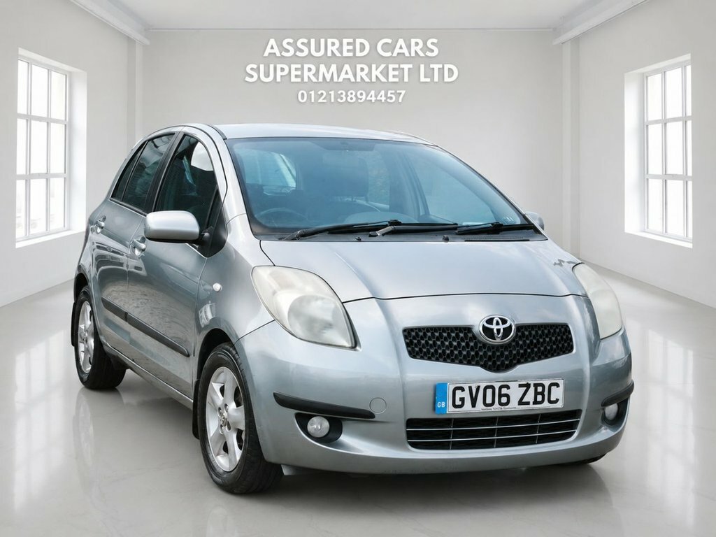Toyota Yaris 1.3 Vvt-i T3 Silver #4