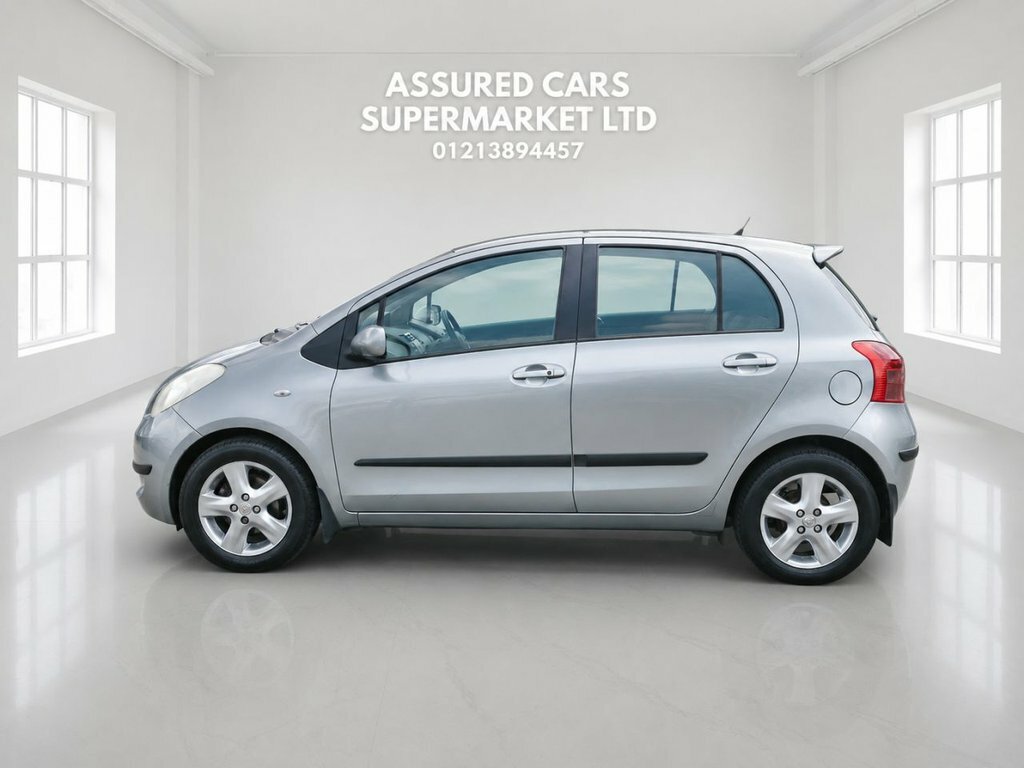 Toyota Yaris 1.3 Vvt-i T3 Silver #8