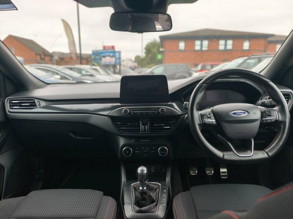 Ford Focus 1L St-line WP68VSL Red #6