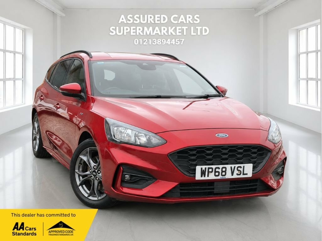 Ford Focus 1L St-line Red