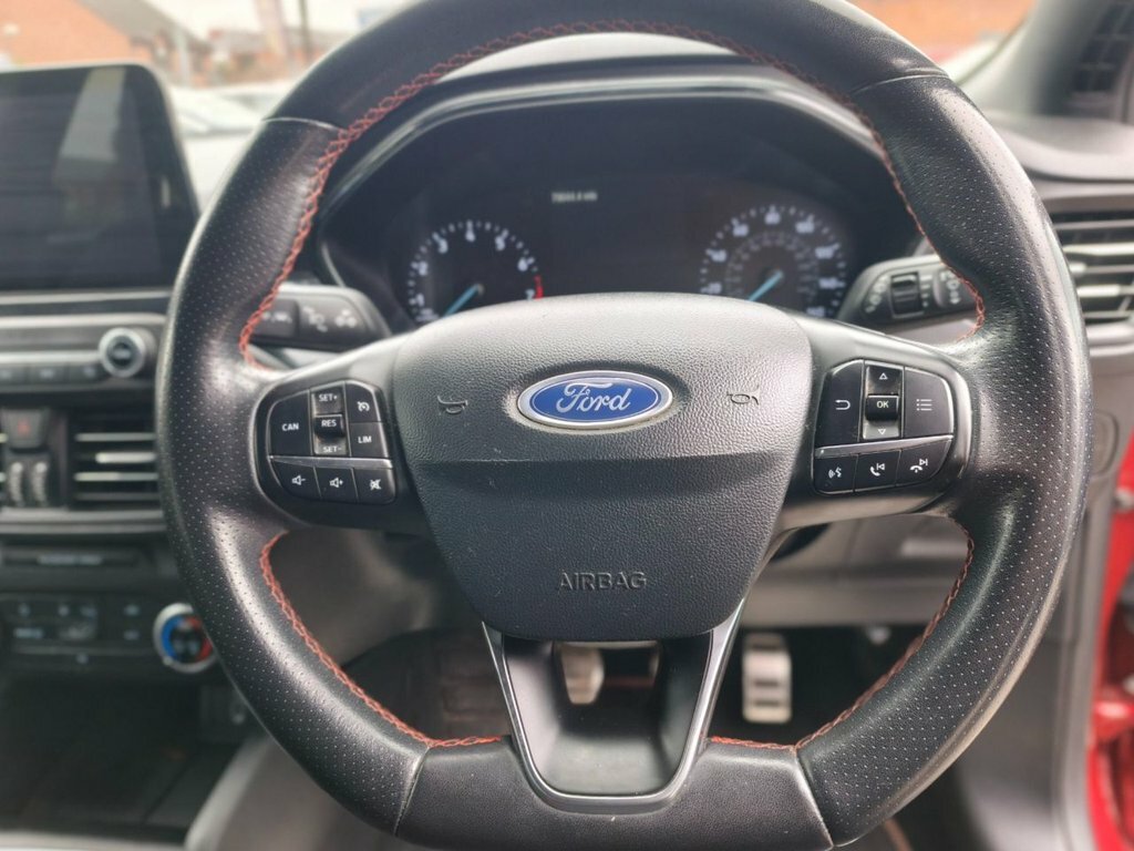 Ford Focus 1L St-line WP68VSL Red #3